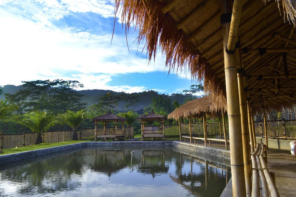 Bess Resort & Waterpark Hotel And Convention 말랑 외부 사진