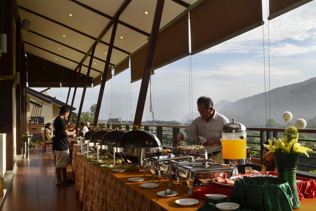 Bess Resort & Waterpark Hotel And Convention 말랑 외부 사진