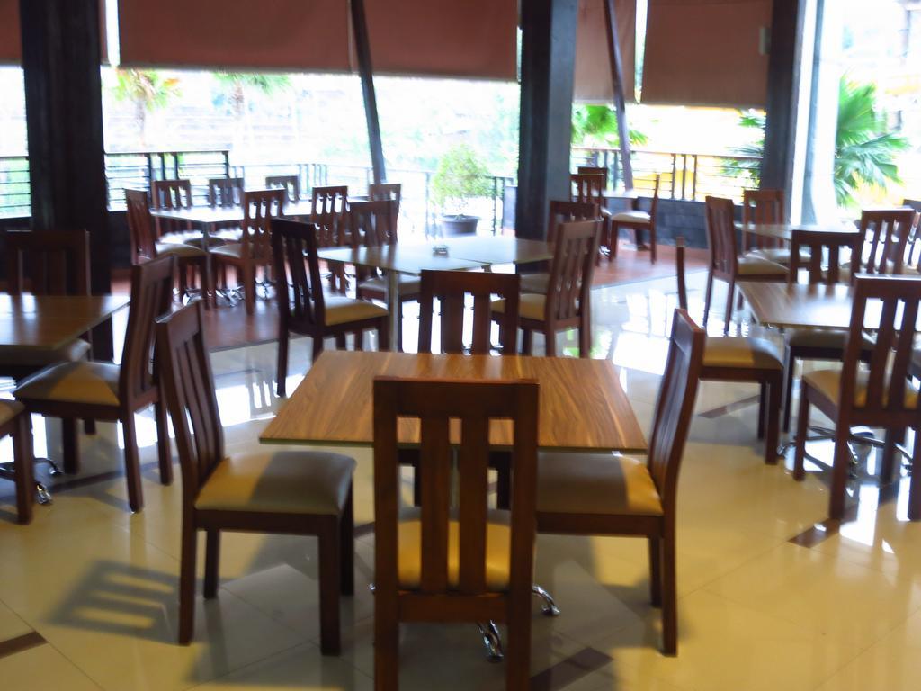 Bess Resort & Waterpark Hotel And Convention 말랑 외부 사진