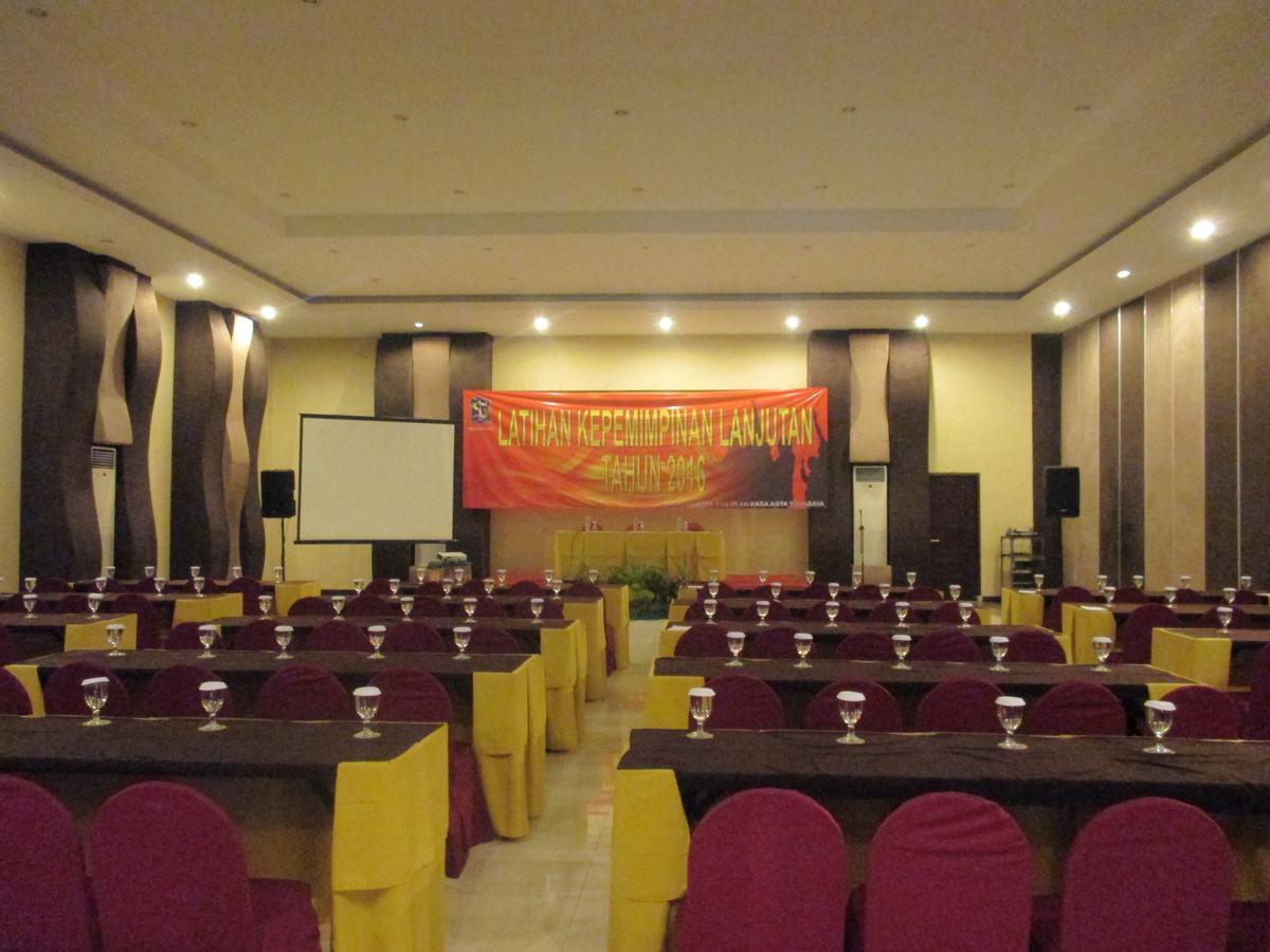 Bess Resort & Waterpark Hotel And Convention 말랑 외부 사진